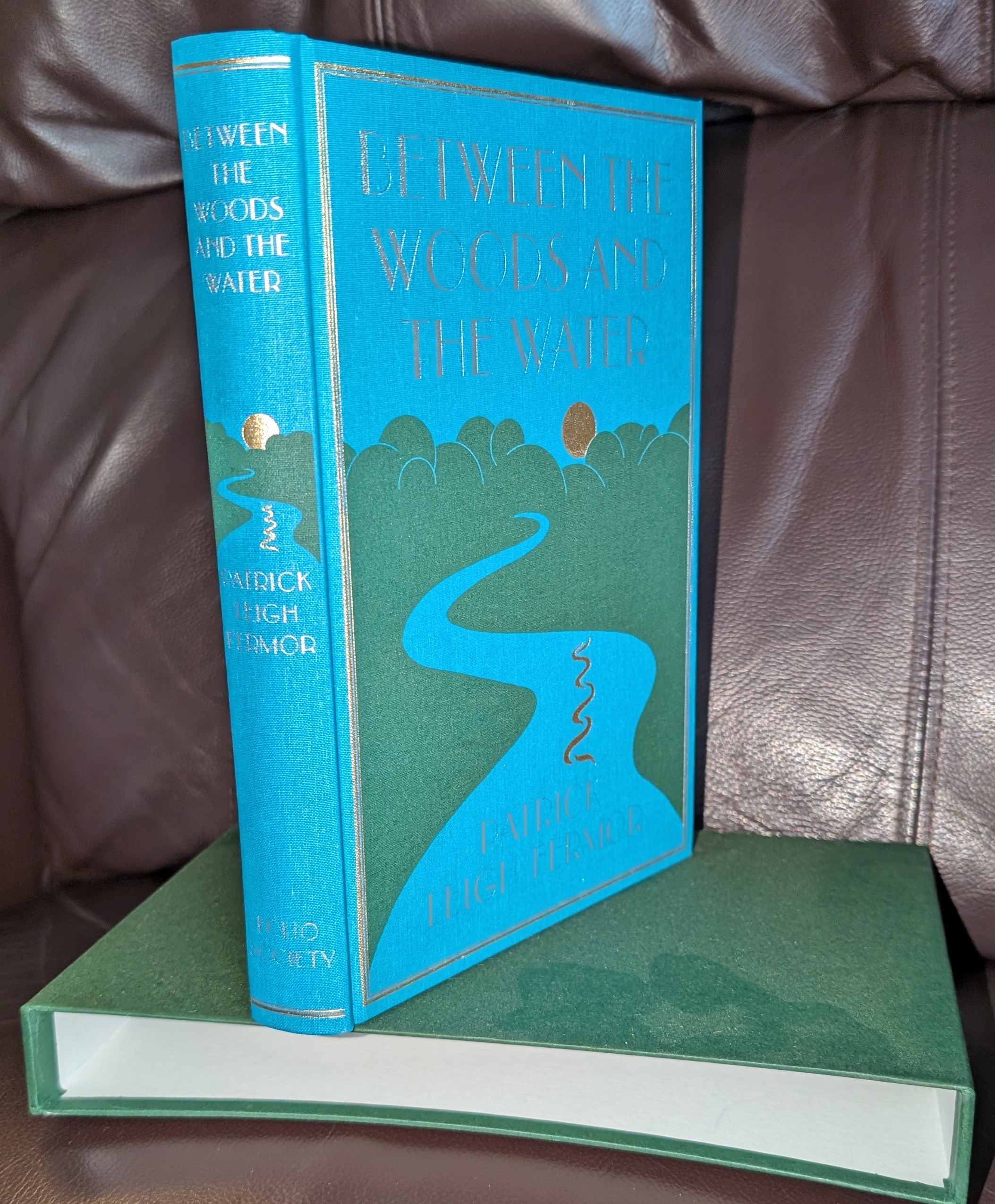 Between The Woods And The Water. Patrick Leigh Fermor. Illustrated By Mary Kuper .