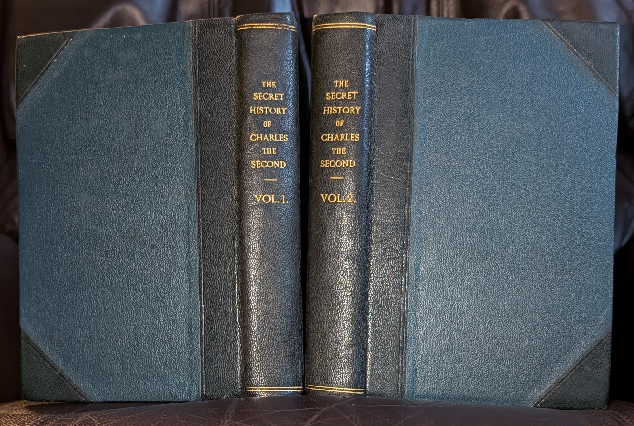 The Secret History of the Court and Reign of Charles The Second, by A Member of His Privy Council; To Which are Added Introductory Sketches of the Preceding Period From the Accession of James I. With Notes, and a Supplement .