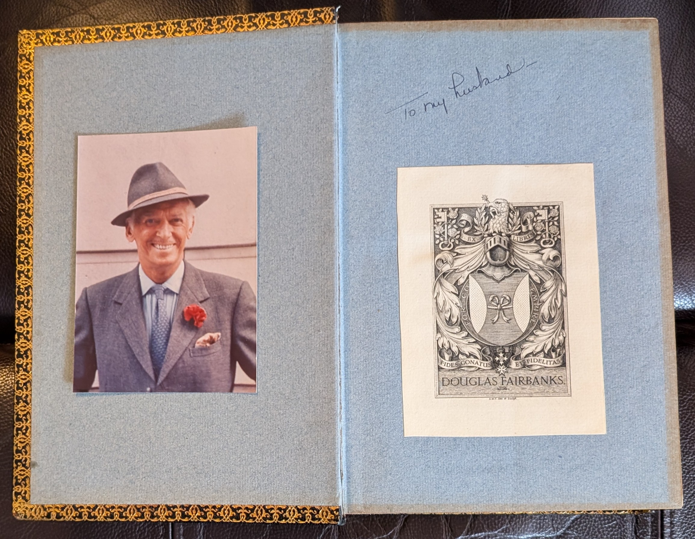 The Bible. Designed To Be Read As Living Literature The Old And The New Testaments In The King James Version.